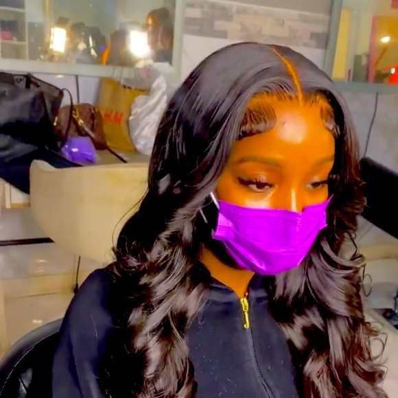 24inches Virgin hair 5x5 HD lace closure wig. 180% density....